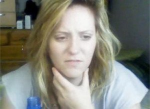 tonsil pain, throat pain, tonsil pain when swallowing, tonsil pain on one side of throat, tonsil stones pain, tonsil stones pain in neck, tonsil stones infection